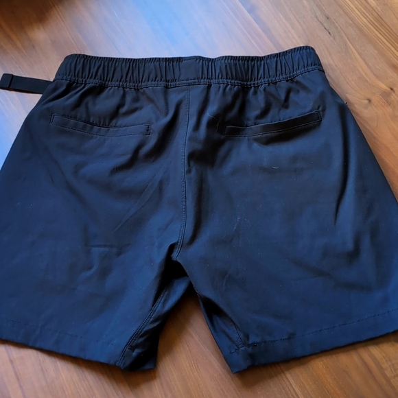 Foehn Brise shorts Large - Picture 2 of 3